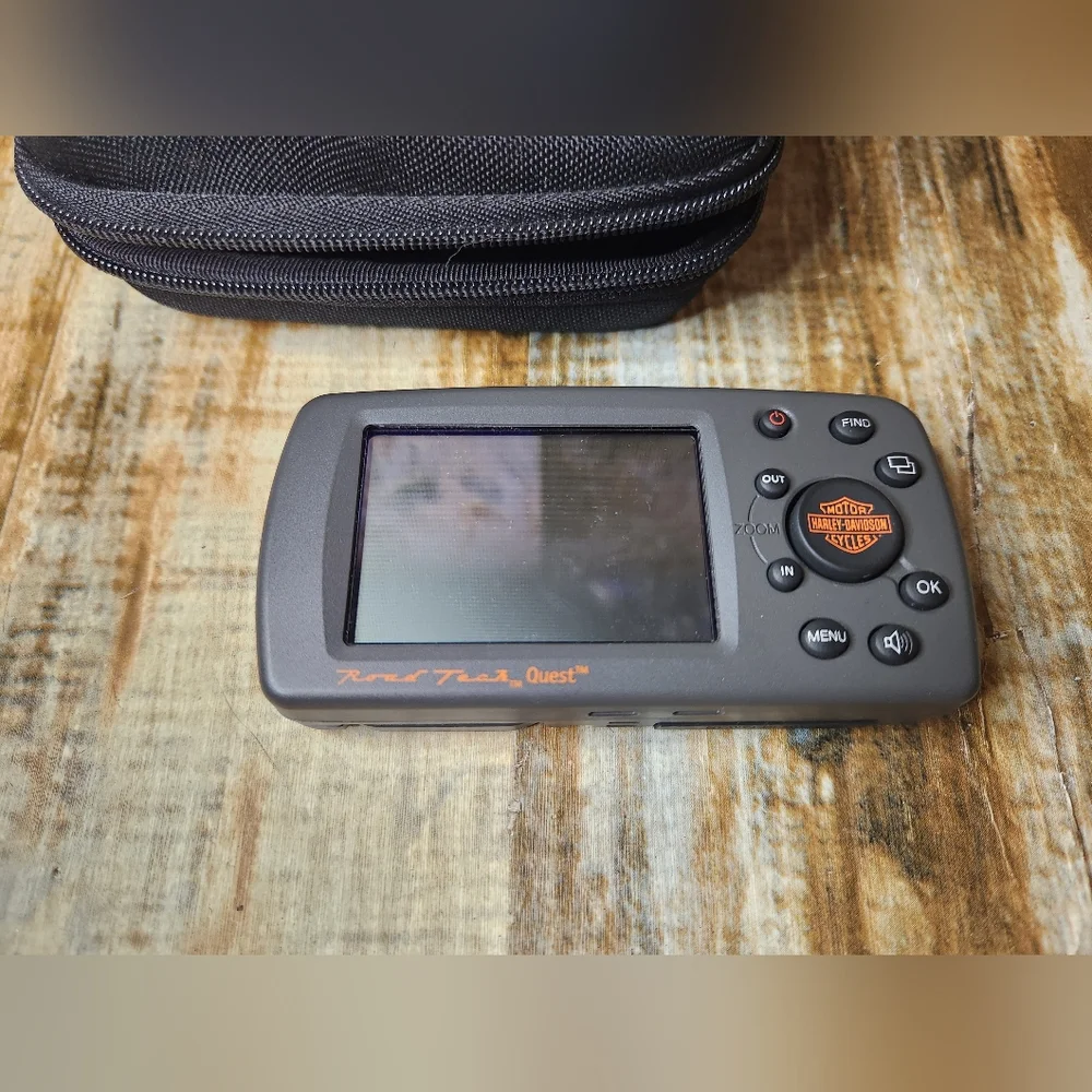 Garmin Harley Davidson Road Tech Quest Gps Head Unit & Case Only Euc - Picture 2 of 4